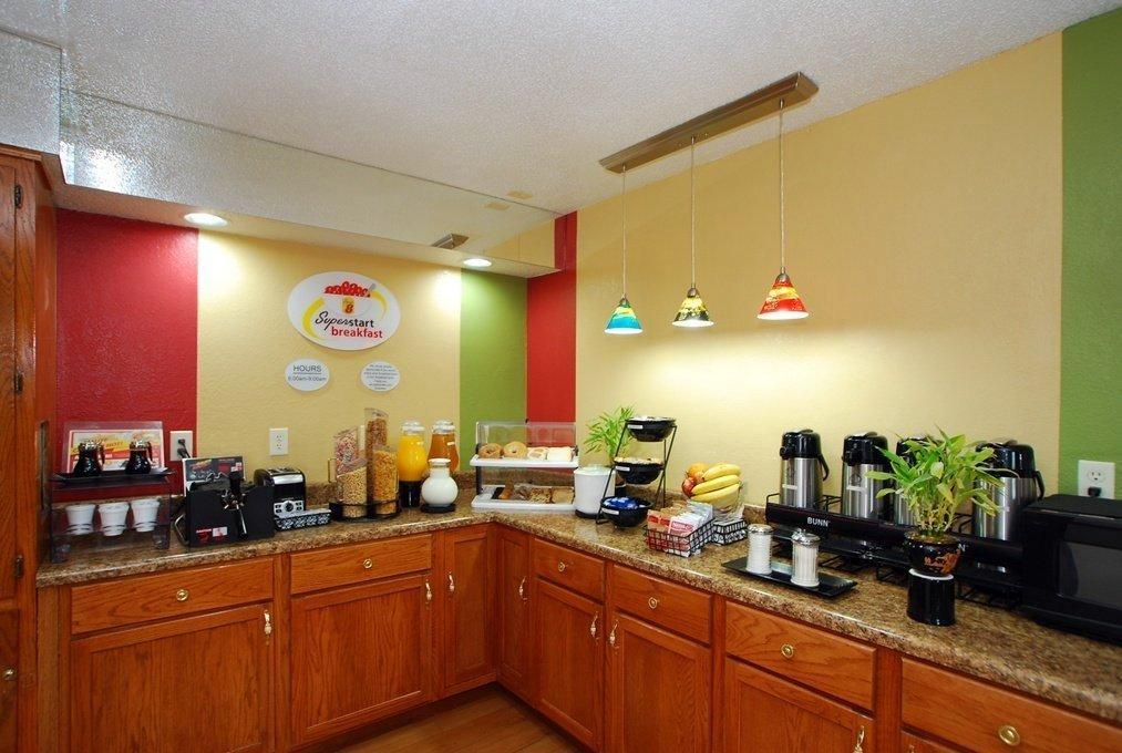 Motel Super 8 By Wyndham Anderson/Clemson Area Restaurace fotografie